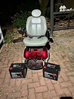 Pride Mobility Jet 3 Power Wheelchair + 2 NEW Duracell Ultra Batteries! Originally: $3500.00 OPEN TO OFFERS