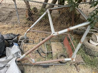 Go Kart frame and tires
