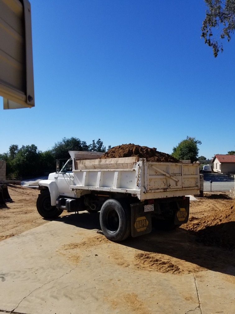 Dump Truck 