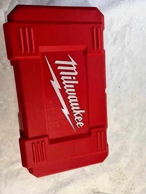 MILWAUKEE Corded Heavy Right-Angle Drill Kit Amp 1/2"