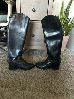 HORSE RIDING BOOTS & BAG