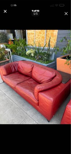 Mid Century Italian leather Natuzzi love set