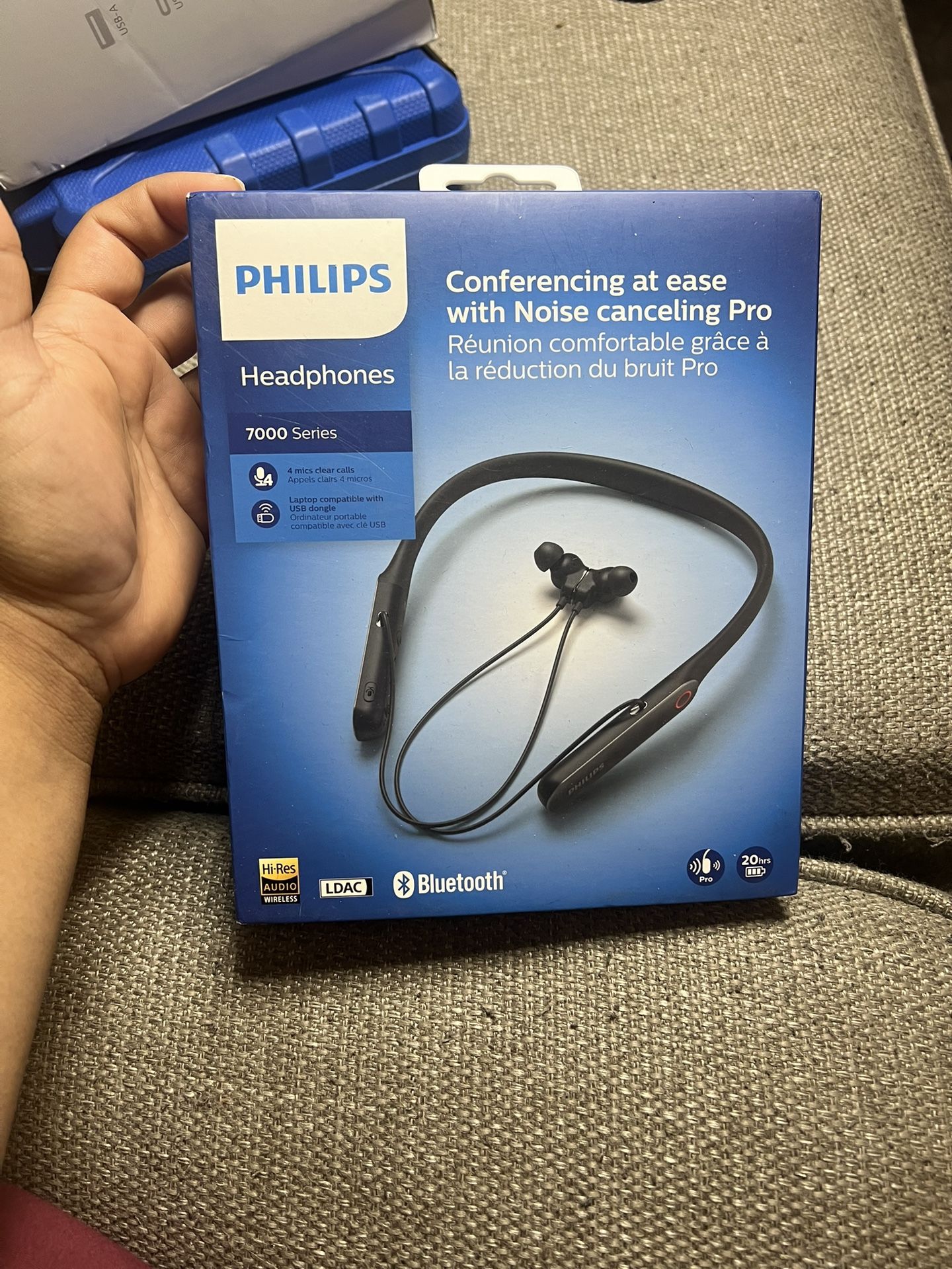 PHILIPS N7506 Neckband PC Headphones with Noise Canceling Mics