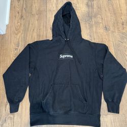 2021 Black Supreme Hoodie Size Small