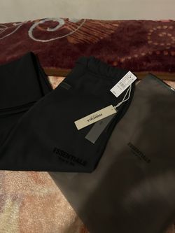 Black Essential Sweats Uncuffed