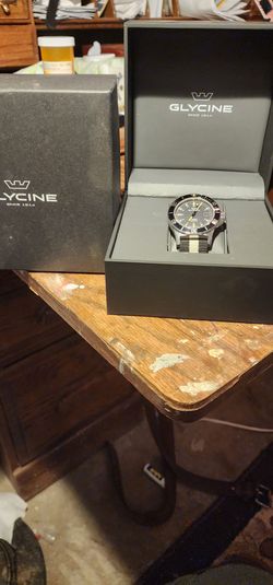 Glycine combat sub 42mm