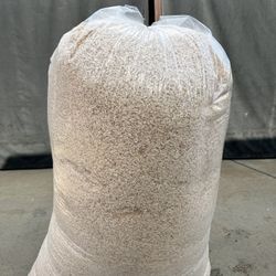25 Lb Pine Wood Shavings – Large Bag (Clean & Kiln-Dried)