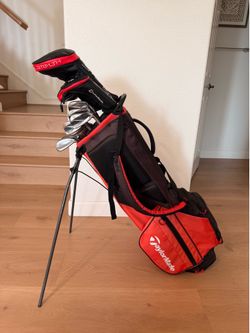 TaylorMade- Stealth Full set Golf Clubs & Bag