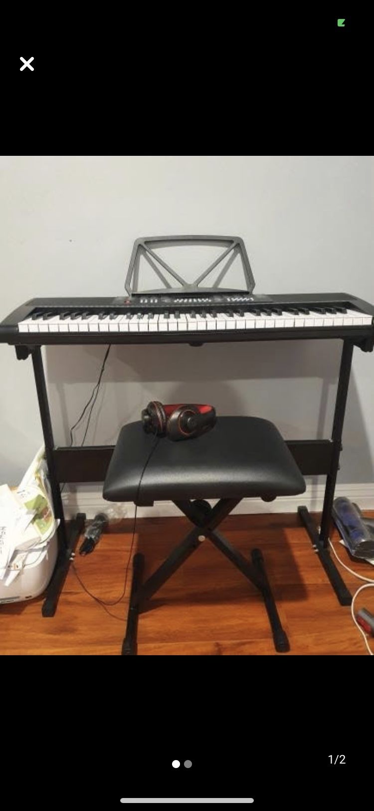 Electric Piano Keyboard