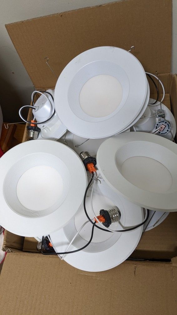 LED Retrofit Lights - Box of 16 units