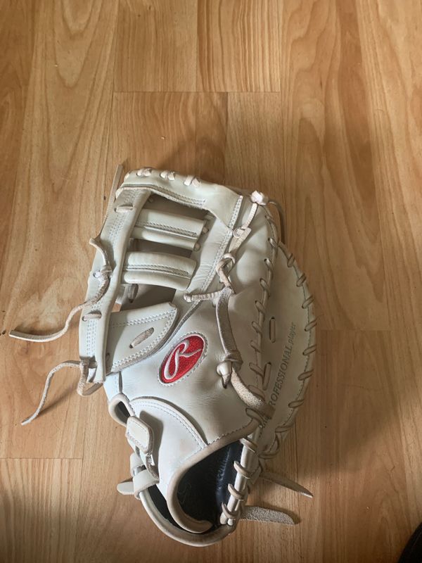 Rawlings First Baseman Glove for Sale in City of Industry, CA OfferUp