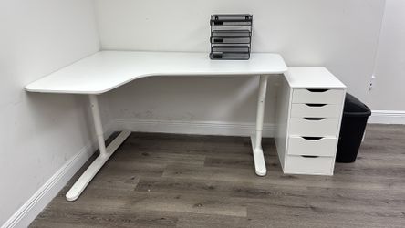 IKEA White Corner Desk with Drawer Unit – Lightly Used