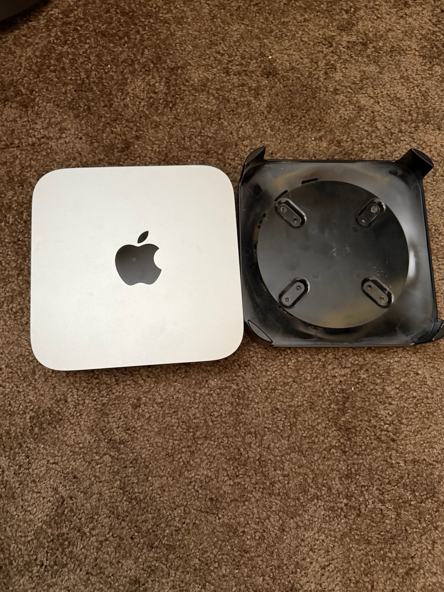 Late 2014 Mac Mini w/32” LG TV