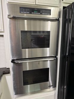 Dacor Stainless Steel Double Wall Ovens