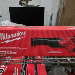Milwaukee Sawzall M18 