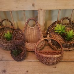 5 Wicker Wall Pockets 