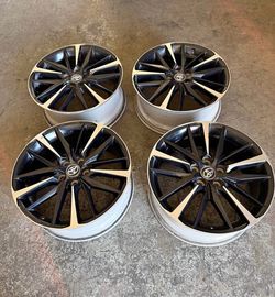 Toyota Camry XSE Wheels Rims 19”