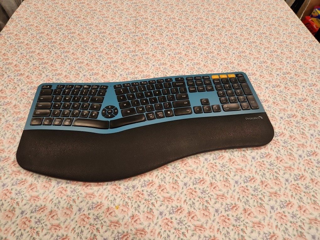Protoarc Ek01 Plus Wireless Ergonomic Workspace Keyboard, usb included