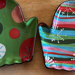 Winter Home Interiors, Ceramic Trays that look like mittens
