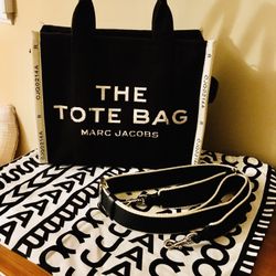 Marc Jacobs the Jacquard Medium