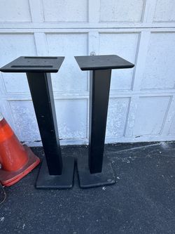 Monitor Stands. 2 For 30$.  Pick Up Only. 