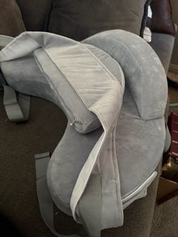 Mom Cozy Nursing Pillow with Adjustable Strap