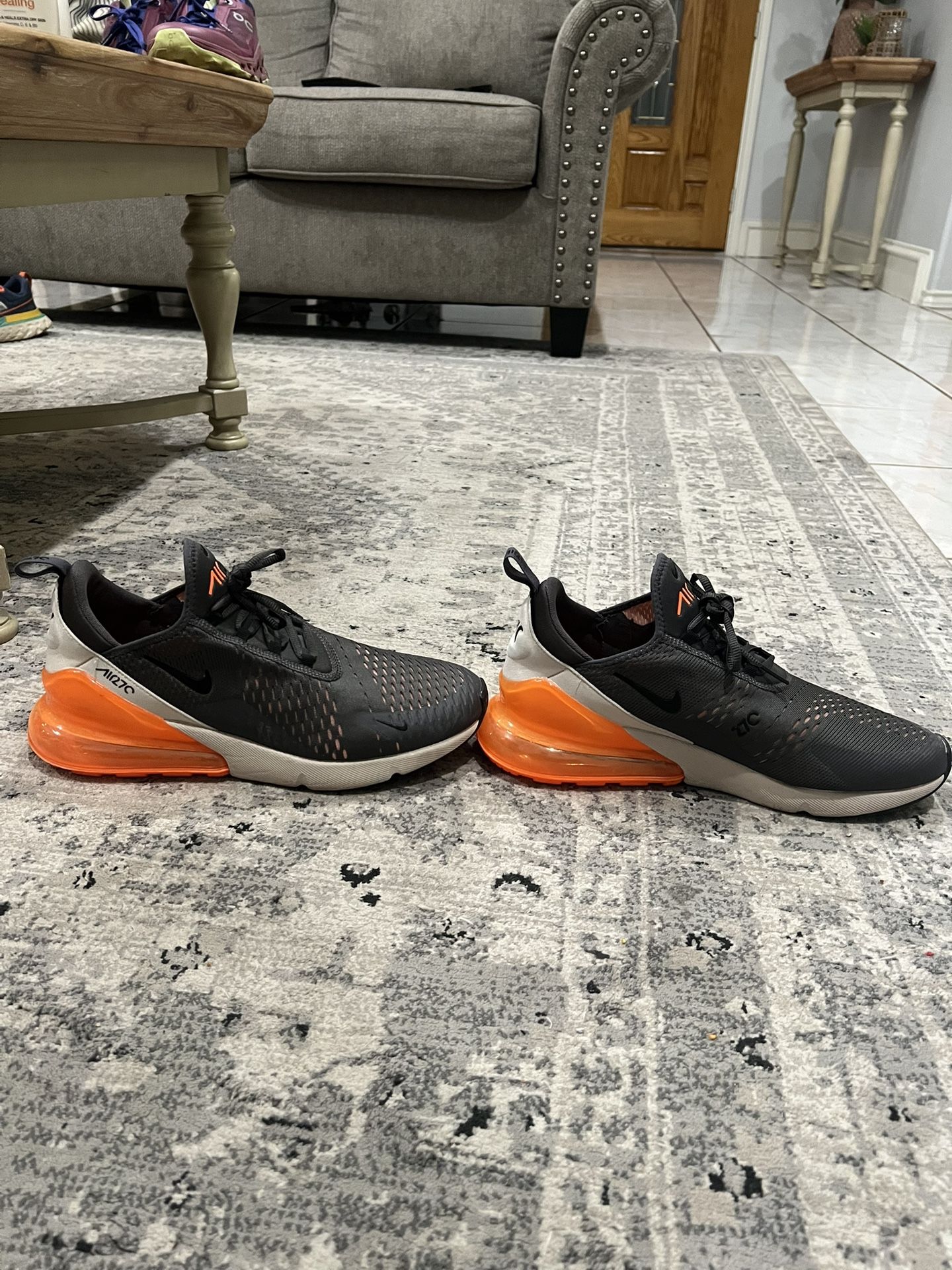 Men’s Nike Shoes. In Good Condition. Size 11.5. 