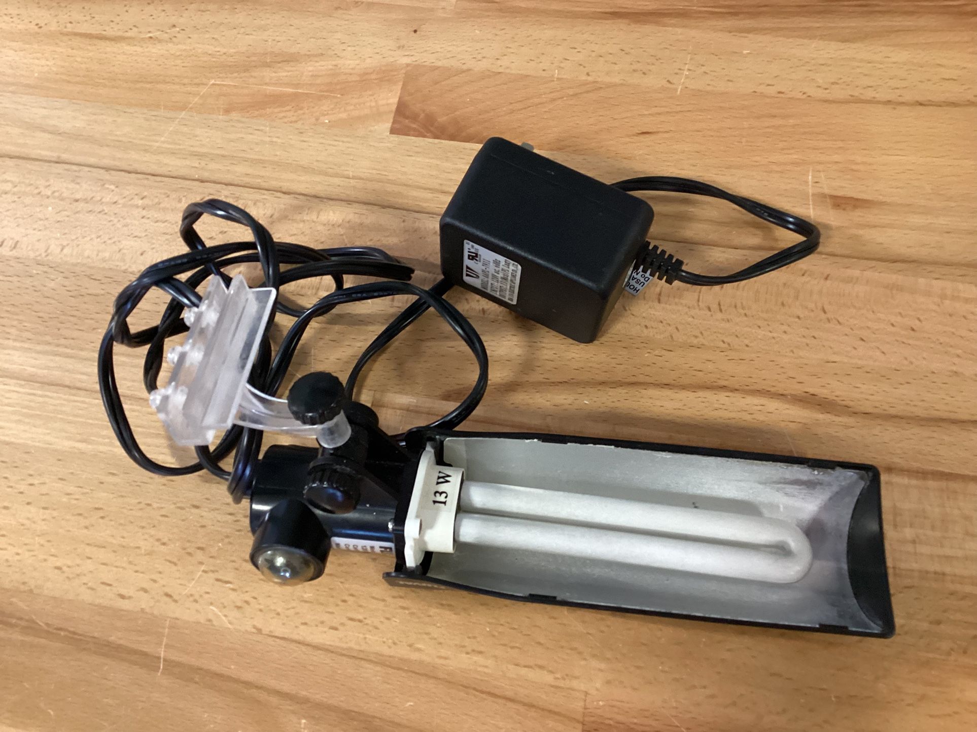 FISH TANK LIGHT