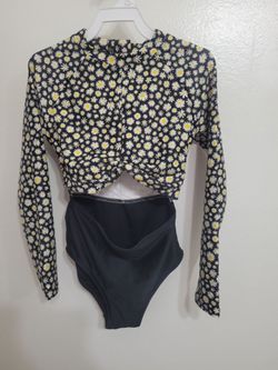 Bathing suit for girl size Small 6-7