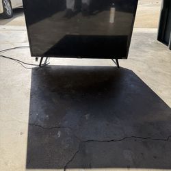 32” TCL TV monitor