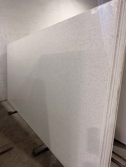 Sparkling white 127” X 64” Quartz