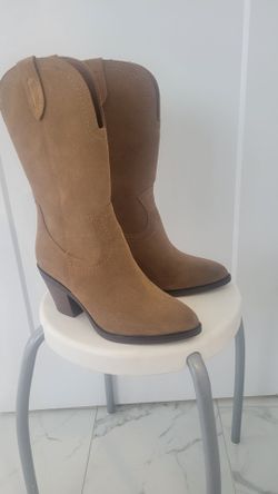 New Ladies Boots
