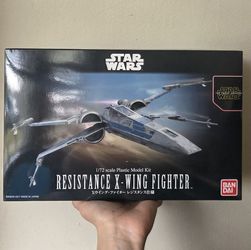 Resistance X-Wing Fighter- Plastic Model