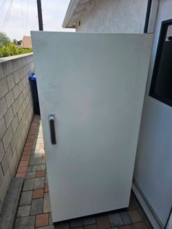 Freezer / upright