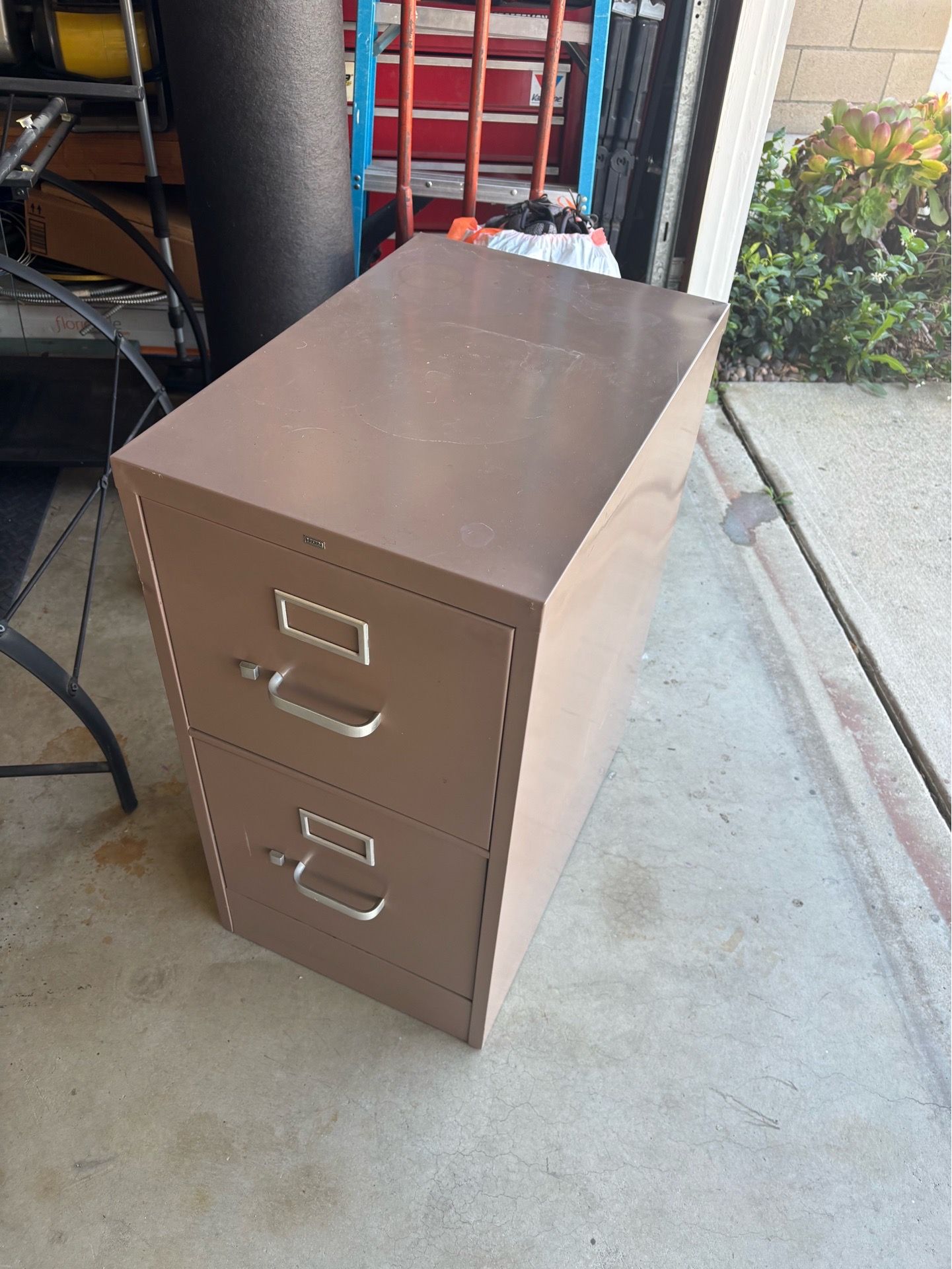 2 drawer legal file cabinet