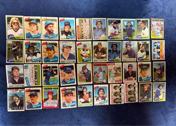 40 Vintage Chicago White Sox Baseball Cards Lot Harold Baines RC 1(contact info removed)