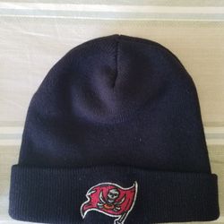 Tampa Bay Buccaneers Skull Cap Made By NFL Phillips