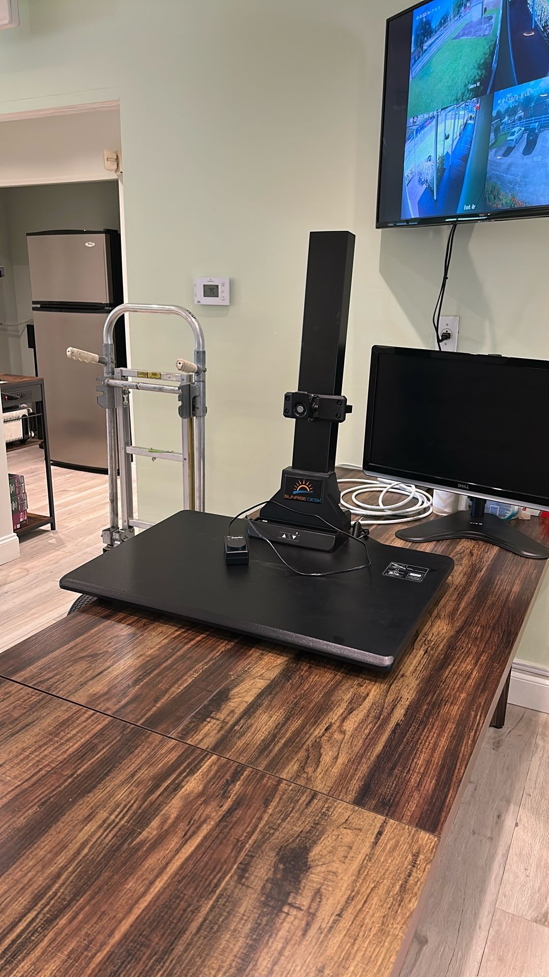 Sunrise/Versa Desk Monitor Stand