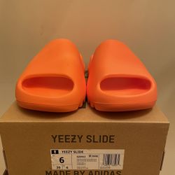 Yeezy Slides 'Enflame Orange' (GZ0953) Size (6)