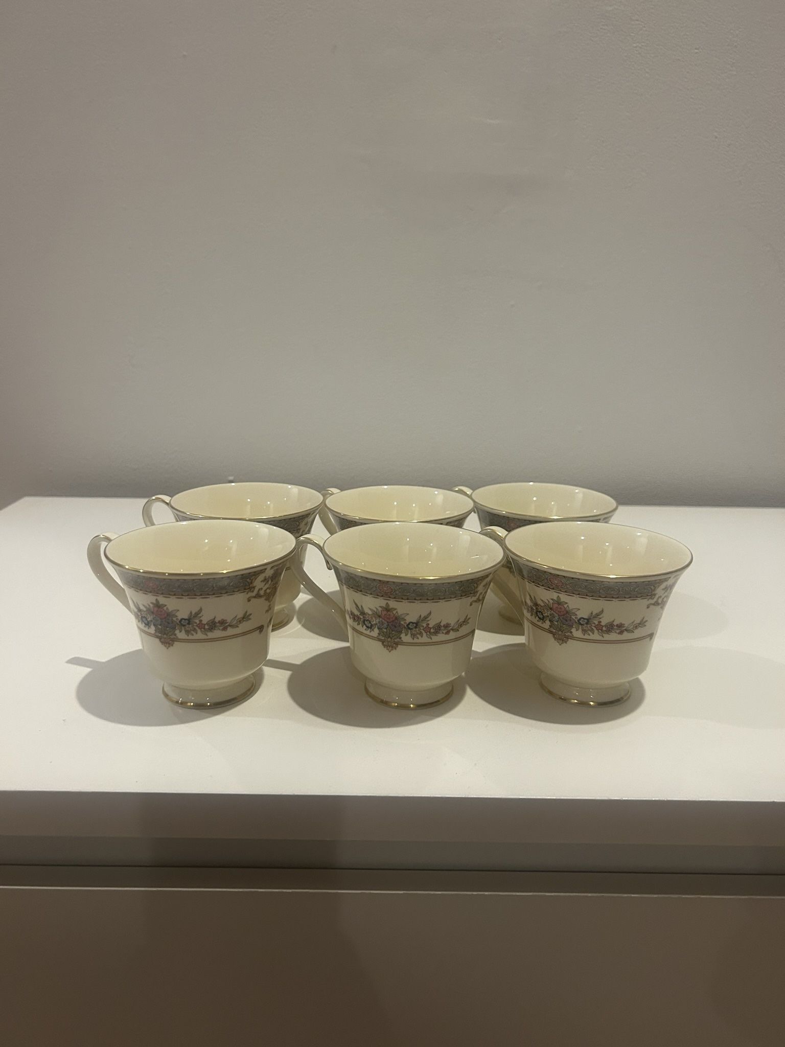 Vintage 1973 Minton ROYAL DOULTON Persian Rose Fine Bone China Tea Cups