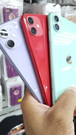 iPhone 11 64gb 🍏🍏🔥🔥🔥unlocked excellent condition! $575🍏🍏🔥🔥.