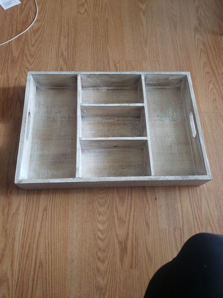 Beautiful and Stylish Coffee Table Decoration