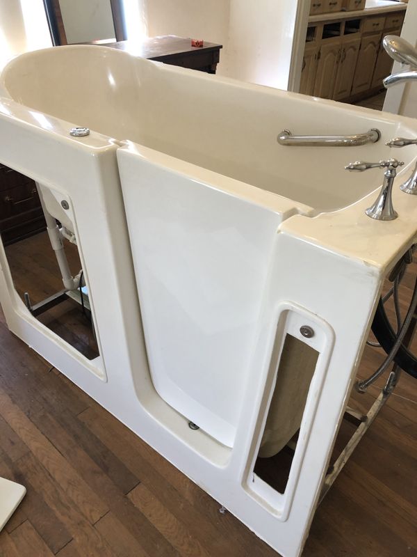 walk in jacuzzi bathtub for sale in memphis, tn - offerup