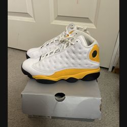 VNDS JORDAN 13 DEL SOL SIZE 9 