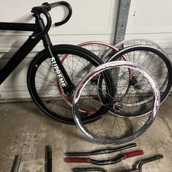 Bike and bike parts sold together (check description)