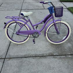 Ladies cruiser bike