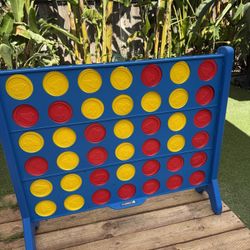 Giant Connect 4 Game