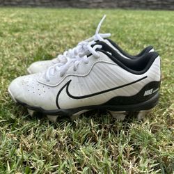 Boys Nike Alpha Baseball Cleats White Black Size 4.5 Y