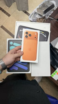 Apple iPhone 17 Promax (Read Description First)