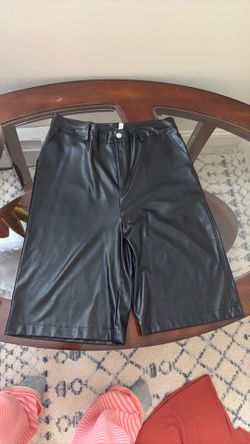 Faux leather pants (jorts) wide leg-cut